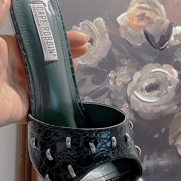 SOLD | Cape Robbin Tennon Faux Crocodile Square Open Toe Shoes Heels - Picture 12 of 15